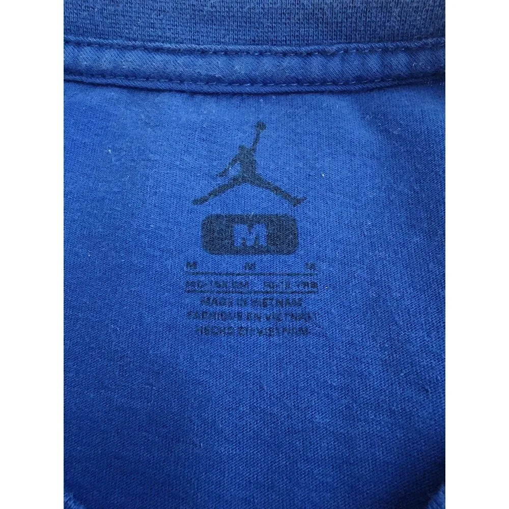 Jordan Brand Wings Box Logo Blue Graphic T-Shirt Youth Kids Size Medium 10-12